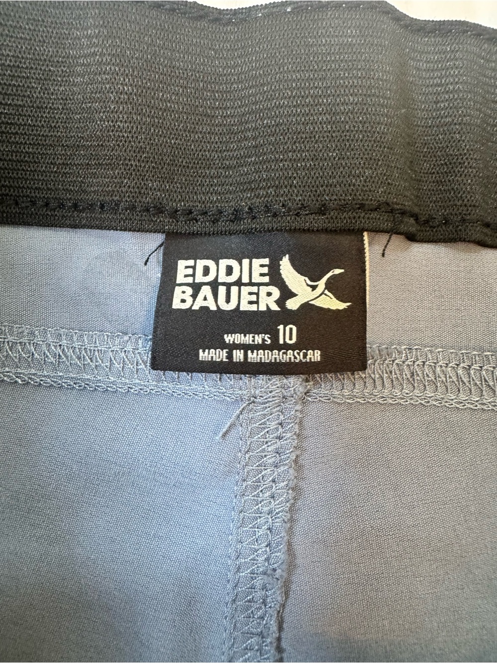 Eddie Bauer Horizon Stretch Pants Womens 10 Straight Ankle 2 Pair Black Blue - Picture 7 of 13